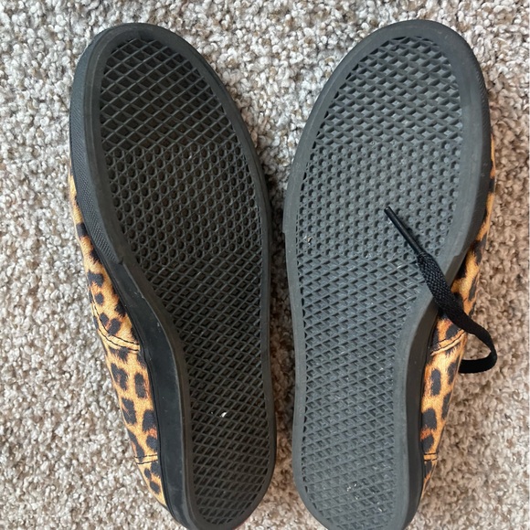 Vans‎ Authentic Lowpro Skate Shoe Leopard Size 6.5 Women’s - Picture 6 of 7